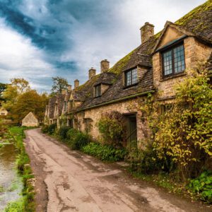Fairview Park Luxury Lodges (Evesham) - located in the heart of England, on the edge of the Cotswolds